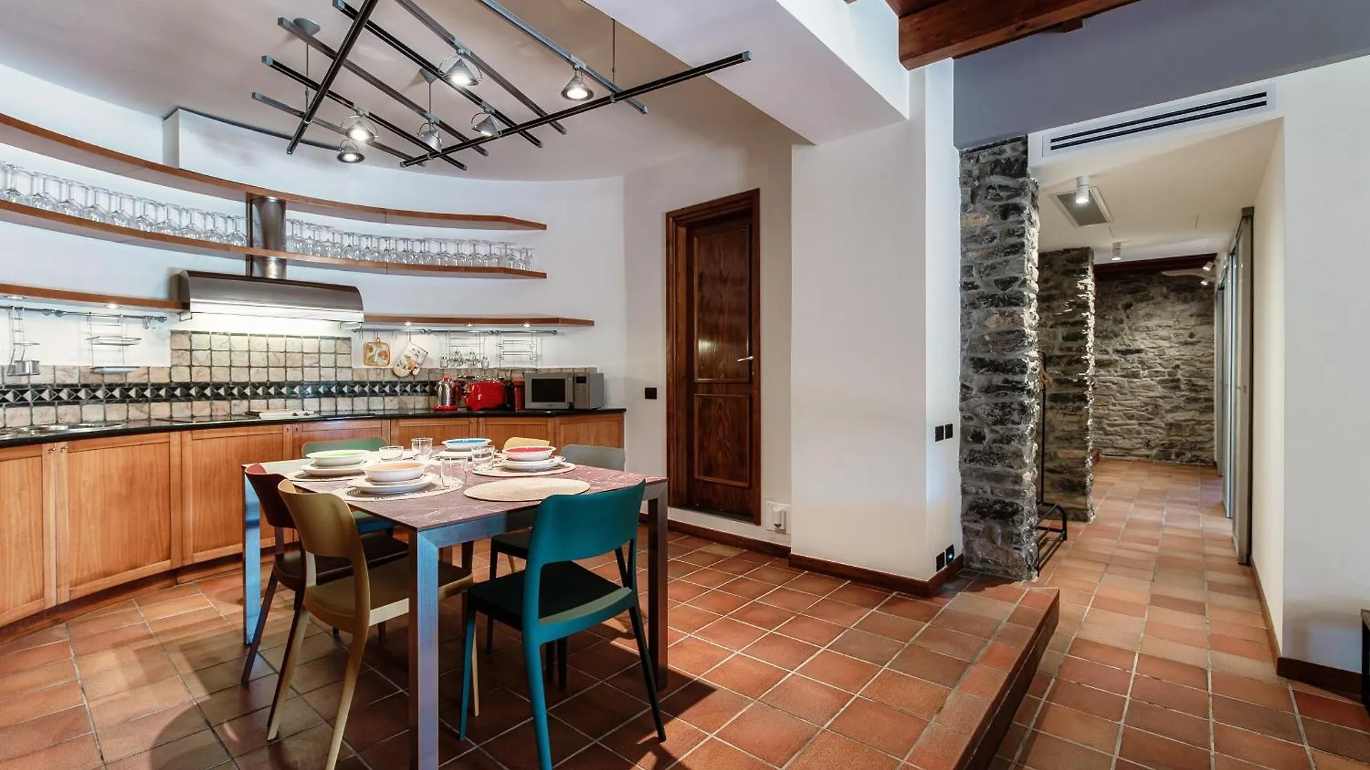 Crotto Polirolo Apartment - By House Of Travelers - Cernobbio Italia